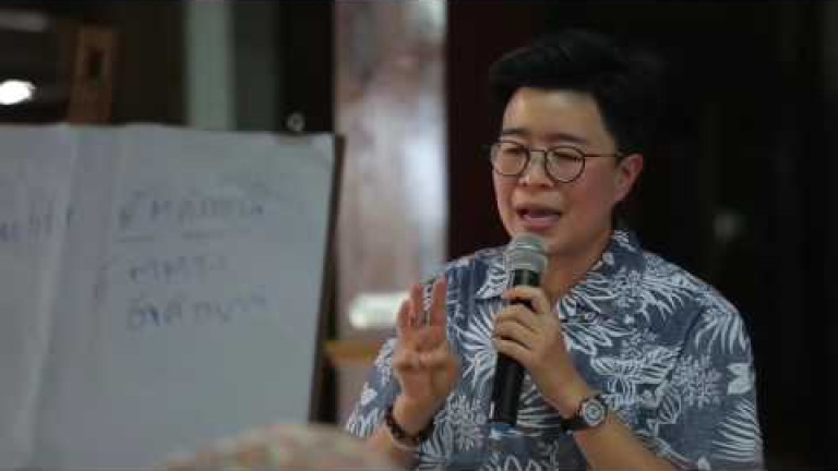 Embedded thumbnail for รายการ &amp;quot;ชนช้างกราฟิก 2&amp;quot; (11 ก.พ.60)